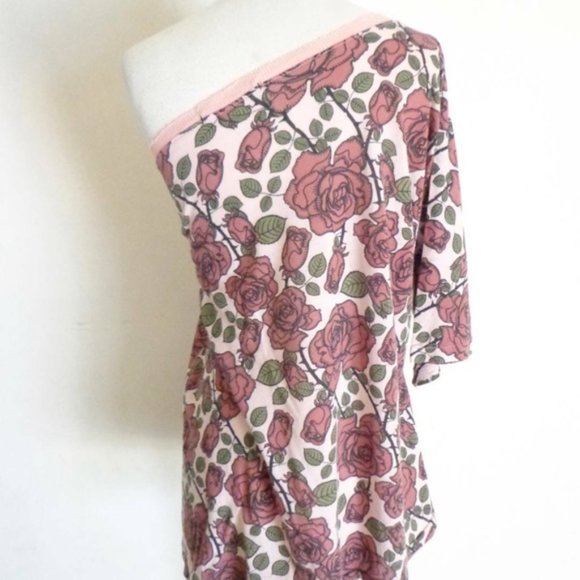 $5 ADD ON, WILDFOX princess bride one shoulder top - Picture 6 of 6